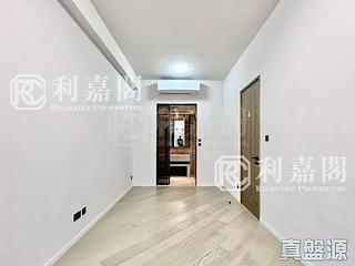 Clear Water Bay - Mount Pavilia Block 6 04