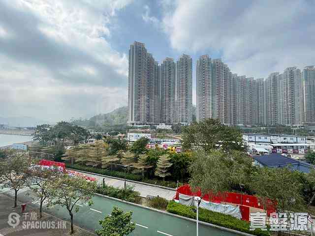 Tseung Kwan O - Capri 02
