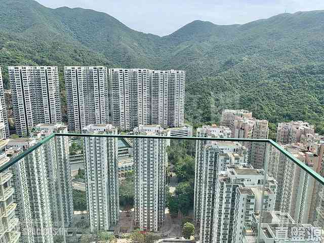 Quarry Bay - The Orchards 01