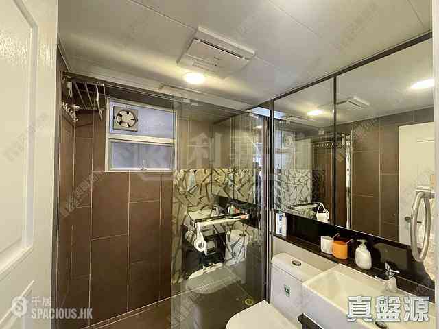 Quarry Bay - Mount Parker Lodge 07