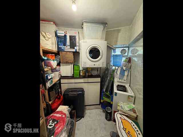 Quarry Bay - Mount Parker Lodge 04