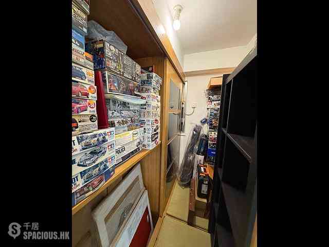Quarry Bay - Mount Parker Lodge 05