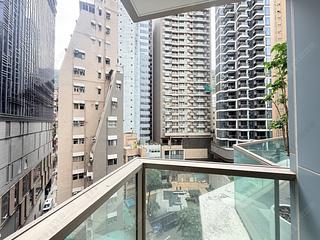 Wan Chai - The Avenue Phase 1 03