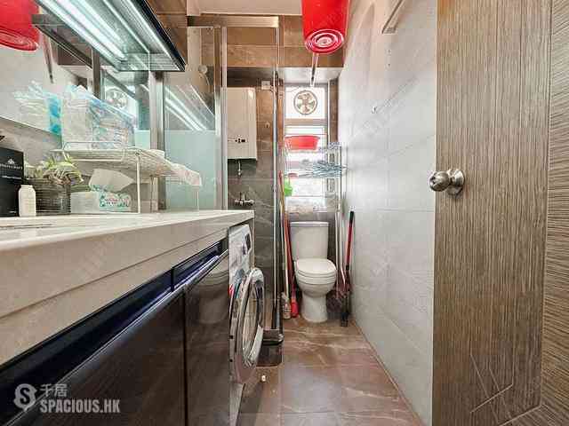 Wan Chai - Pao Woo Mansion 10