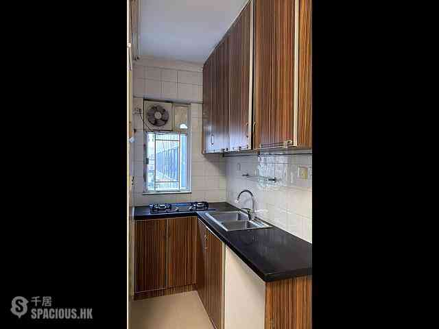 Wan Chai - Jet Foil Mansion 07