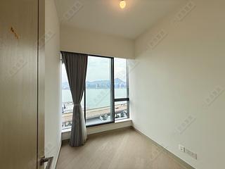 North Point - Victoria Harbour Phase 2B-3 Tower 2 05