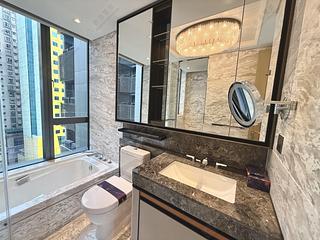 North Point - Victoria Harbour Phase 2B-3 Tower 2 07
