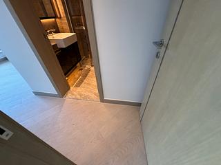 North Point - Victoria Harbour Phase 2B-3 Tower 1 04