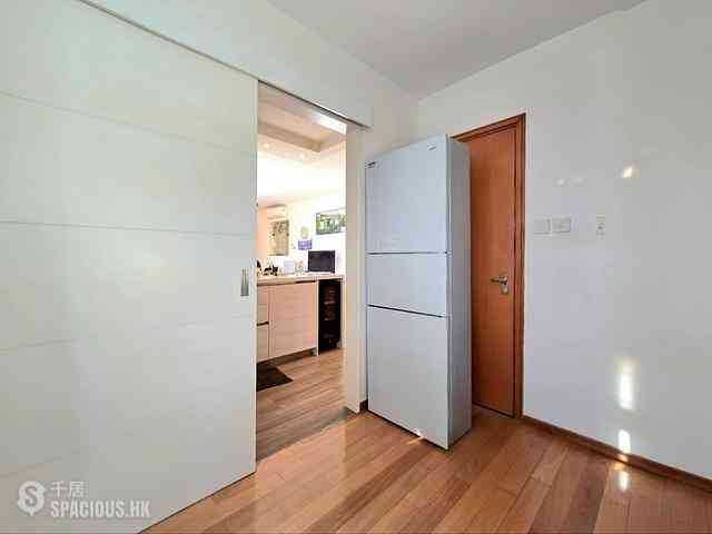 Tung Chung - Seaview Crescent 07