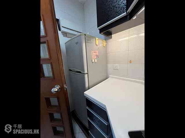 Tin Shui Wai - Kingswood Villas Phase 7 Kenswood Court Block 8 04