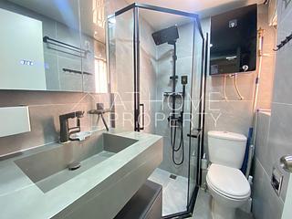 Sai Ying Pun - Kwan Yick Building Phase 3 08
