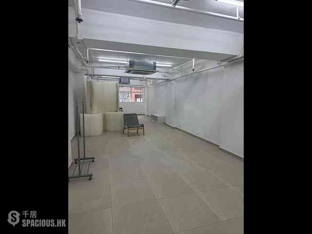 Sheung Wan - Des Voeux Building 01