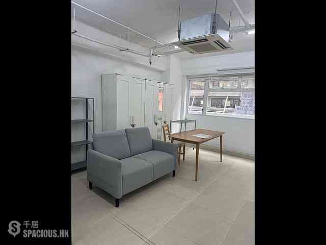 Sheung Wan - Des Voeux Building 03