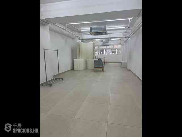 Sheung Wan - Des Voeux Building 04