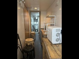 Sheung Wan - Des Voeux Building 05