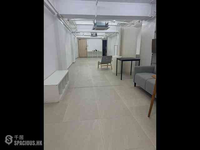 Sheung Wan - Des Voeux Building 07