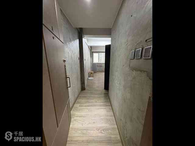 Sheung Wan - 245, Wing Lok Street 04