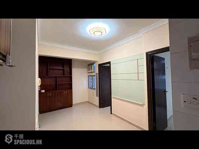 Wan Chai - Jet Foil Mansion 02