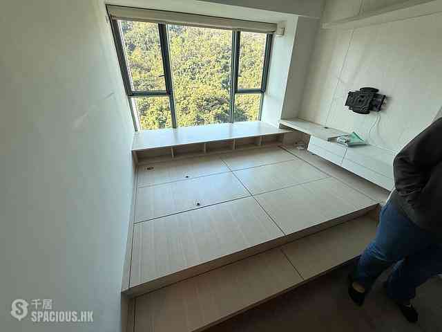 Tiu Keng Leng - Ocean Shores Phase 3 Block 11 02