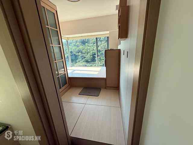 Tiu Keng Leng - Ocean Shores Phase 3 Block 11 03