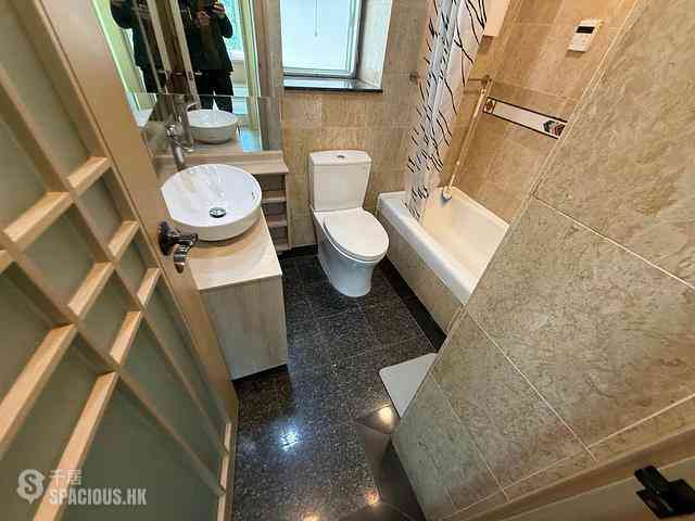 Tiu Keng Leng - Ocean Shores Phase 3 Block 11 04