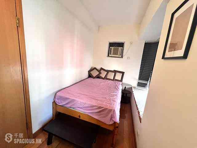 Wan Chai - 112, Johnston Road 05
