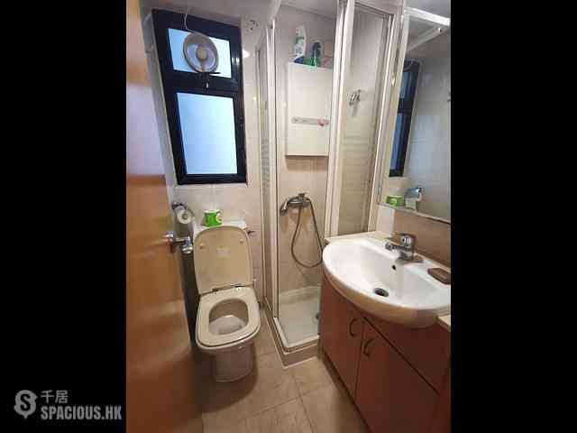 Wan Chai - 112, Johnston Road 08