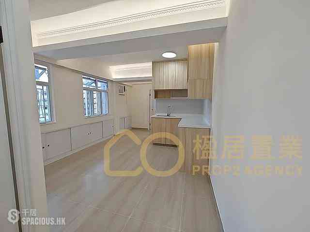 Sai Ying Pun - Hing Hon Building 01