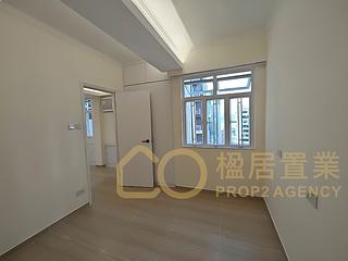 Sai Ying Pun - Hing Hon Building 05