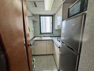 Kennedy Town - University Heights Block 1 05