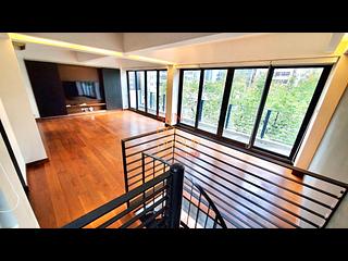 Poho - 242-244, Hollywood Road 02