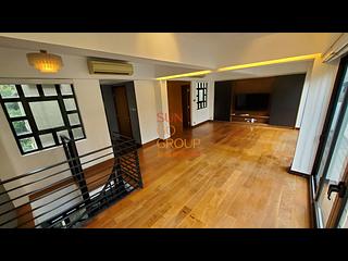 Poho - 242-244, Hollywood Road 04
