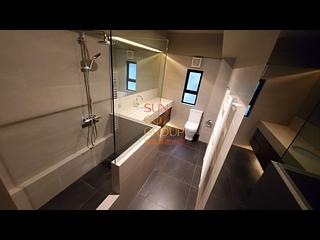 Poho - 242-244, Hollywood Road 10