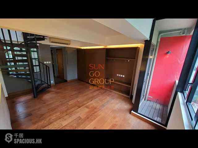 Poho - 242-244, Hollywood Road 05