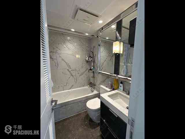 Tseung Kwan O - Monterey Block 9B 06