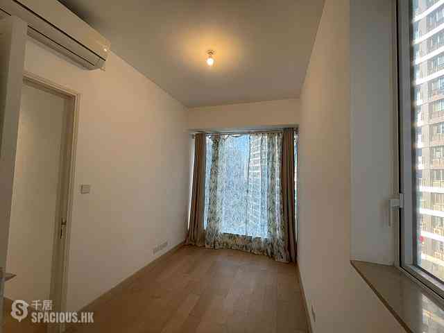 Tseung Kwan O - Monterey Block 5 09