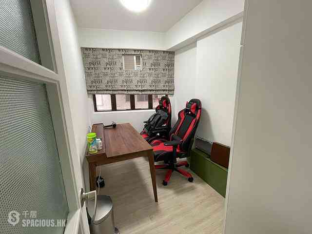 Sheung Wan - 256-258, Hollywood Road 06