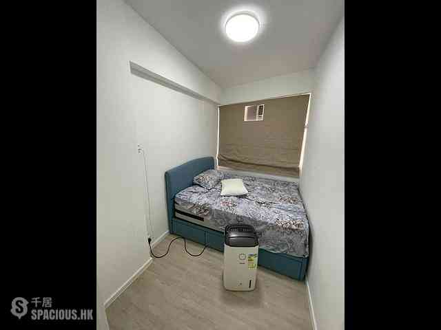 Sheung Wan - 256-258, Hollywood Road 07