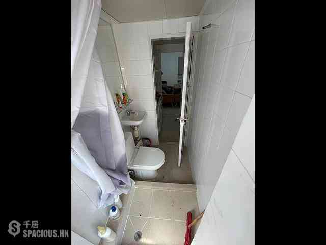 Sheung Wan - 256-258, Hollywood Road 10
