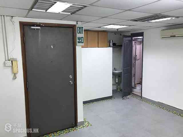 Sai Ying Pun - 24, Centre Street 05