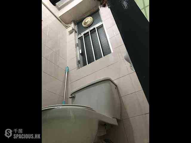 Sai Ying Pun - 24, Centre Street 08
