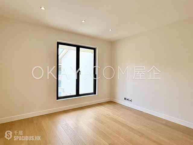 The Peak - Strawberry Hill 10
