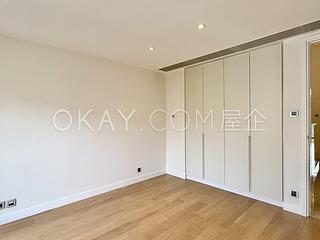 The Peak - Strawberry Hill 11