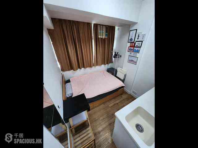 Sai Ying Pun - 114-116, First Street 02