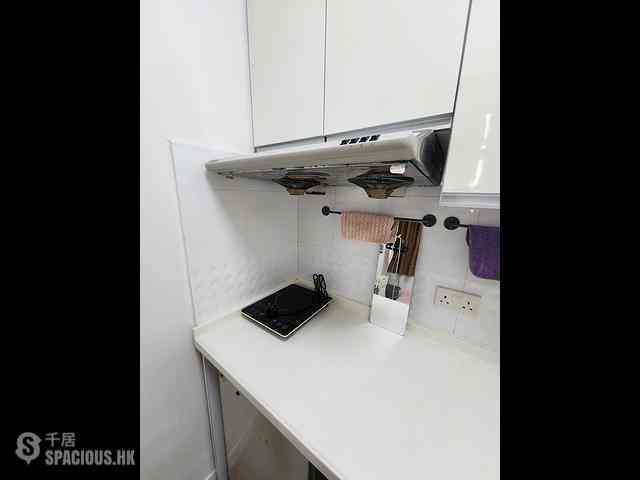 Sai Ying Pun - 114-116, First Street 05