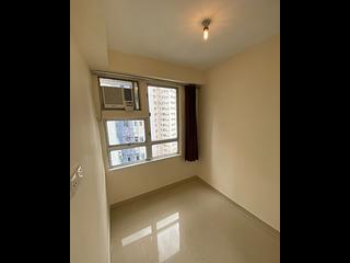 Tai Hang - Rich Building 04