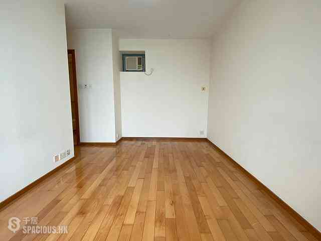 Tung Chung - Tung Chung Crescent 12