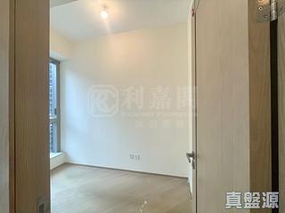 Lohas Park - Lohas Park Phase 11C Villa Garda II Tower 2B 04