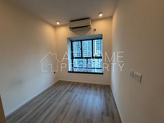 Mid Levels Central - Winsome Park 04