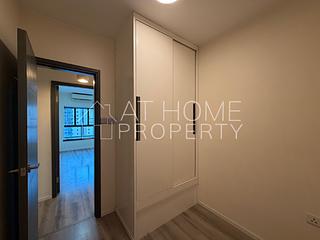Mid Levels Central - Winsome Park 07